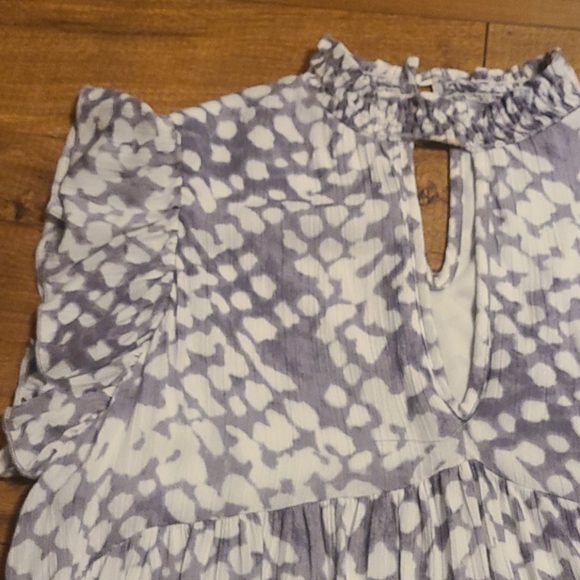 Top - Picture 4 of 4